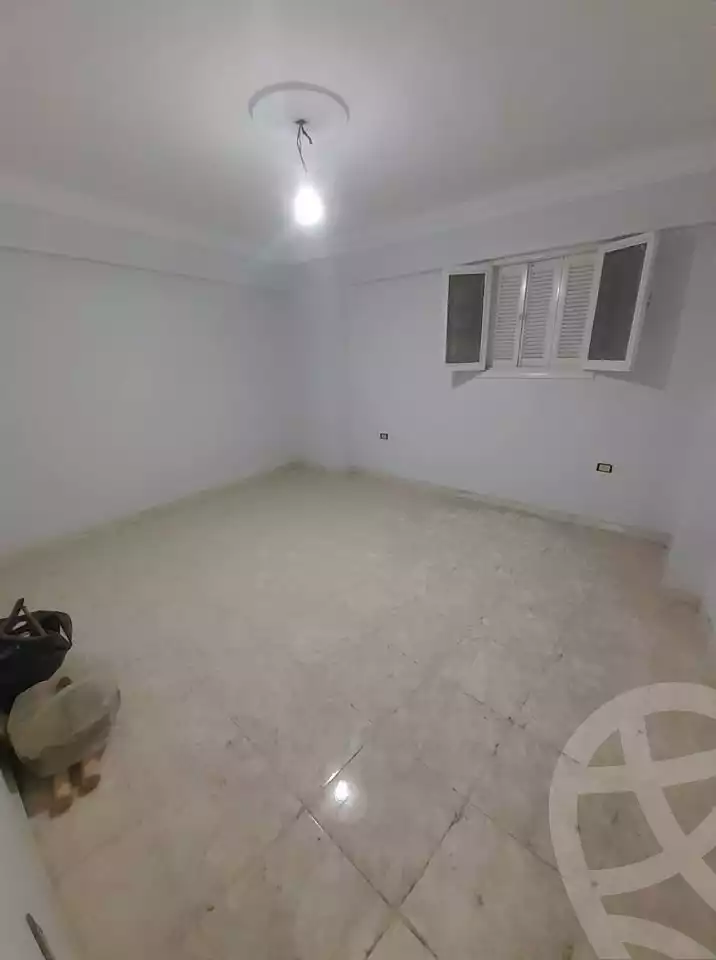 https://aqarmap.com.eg/en/listing/5843665-for-sale-alexandria-zezenia-ibrahim-el-attar-st
