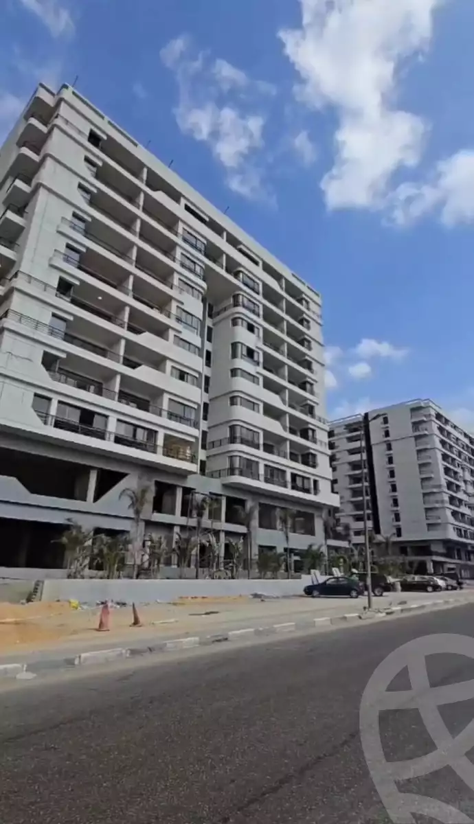 https://aqarmap.com.eg/ar/listing/5843895-for-sale-cairo-heliopolis-compounds-kmbwnd-jw-hlywbwlys-il-cazar