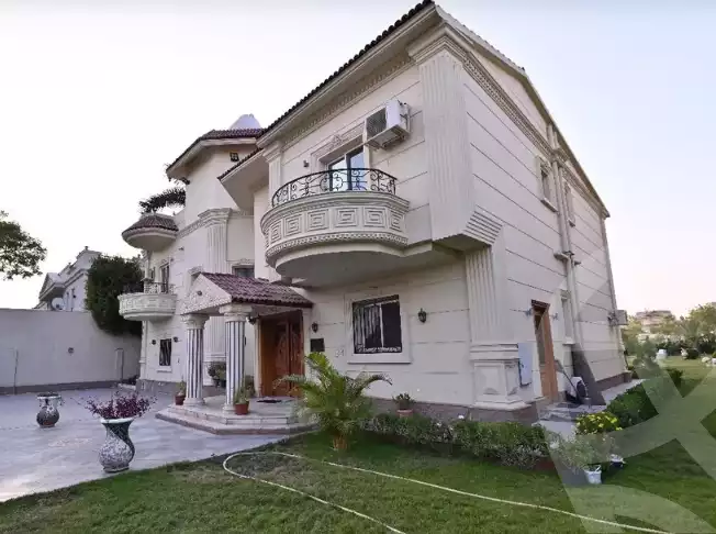https://aqarmap.com.eg/ar/listing/5843929-for-sale-cairo-al-oubour-compounds-golf-city