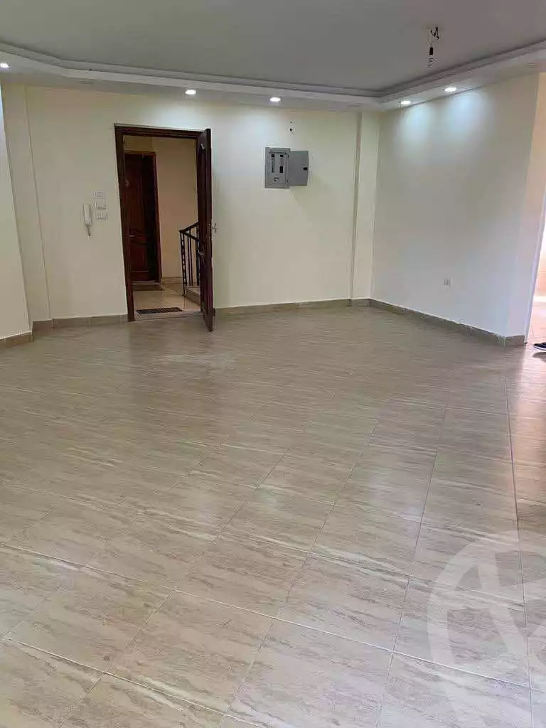 https://aqarmap.com.eg/en/listing/5844049-for-sale-cairo-new-cairo-compounds-ritaj
