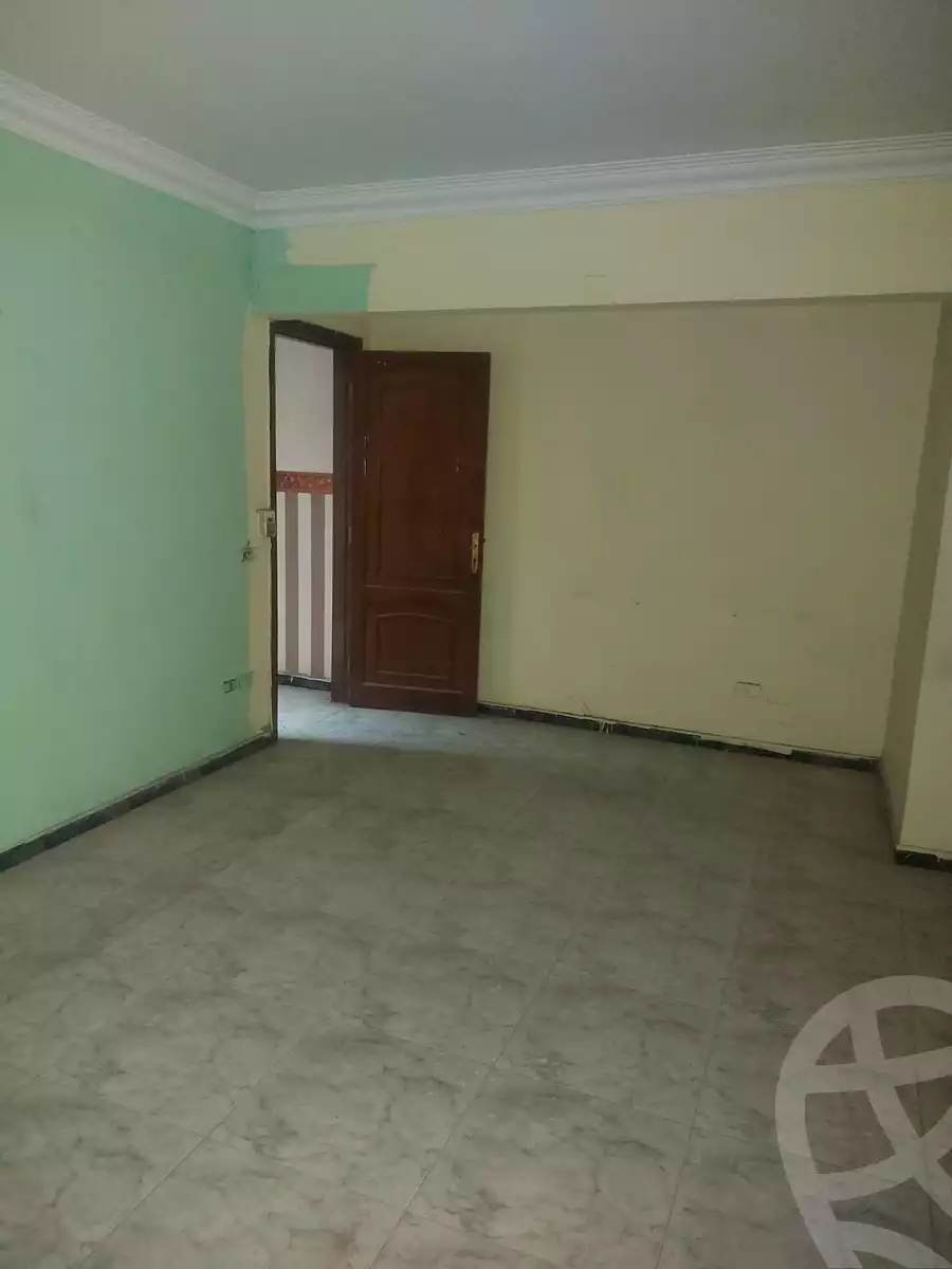 https://aqarmap.com.eg/en/listing/5844603-for-sale-cairo-helwan-helwan-el-sharkeya-khesro-basha-st