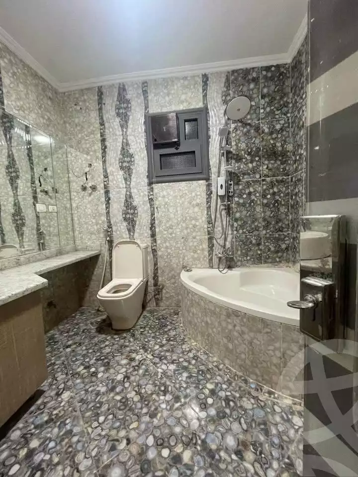 https://aqarmap.com.eg/en/listing/5844871-for-sale-cairo-hadayek-el-ahram-mntq-d
