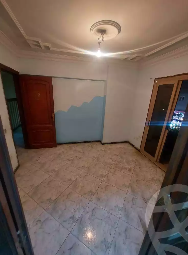 https://aqarmap.com.eg/en/listing/5845287-for-sale-cairo-helwan-helwan-el-sharkeya-khesro-basha-st