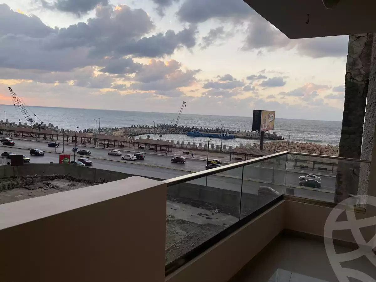 https://aqarmap.com.eg/en/listing/5846114-for-rent-alexandria-lauran-el-gaish-rd