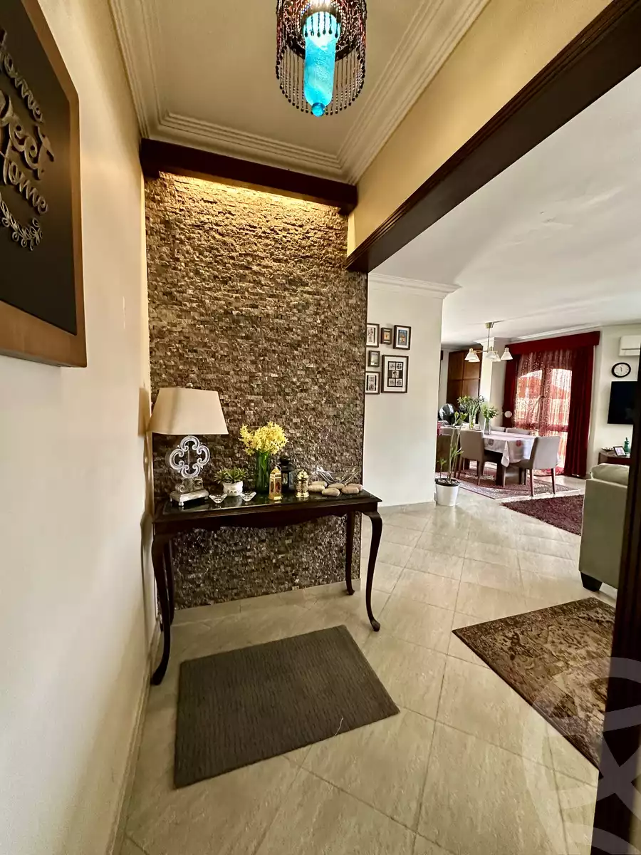 https://aqarmap.com.eg/en/listing/5846778-for-sale-cairo-el-sheikh-zayed-city-el-hay-elsabeaa