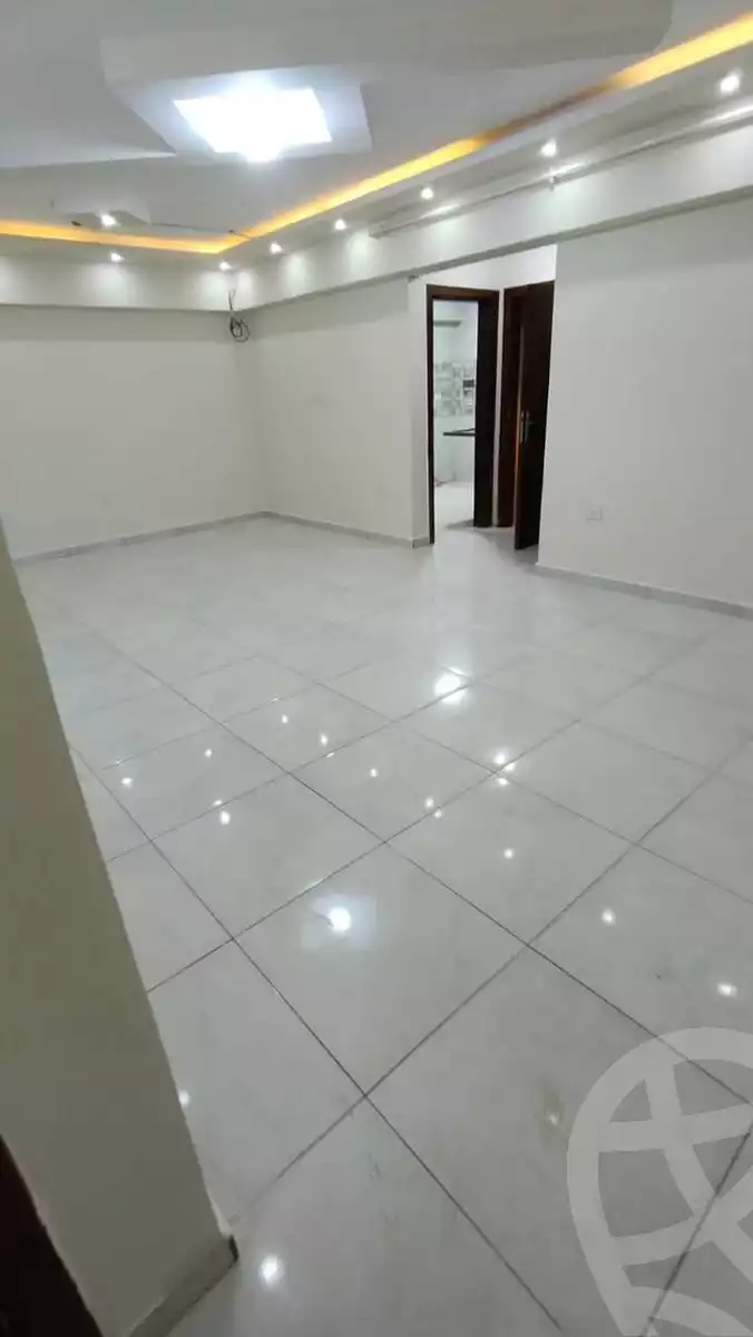 https://aqarmap.com.eg/ar/listing/5847429-for-rent-cairo-helwan-helwan-el-sharkeya-el-maraghi-st