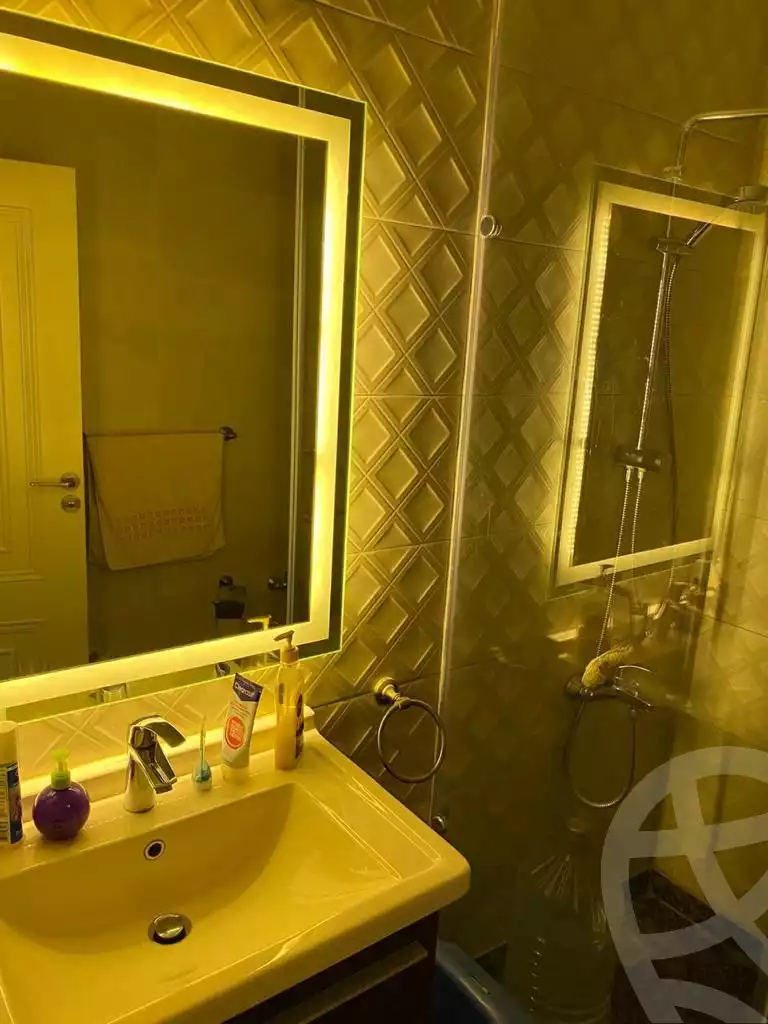 https://aqarmap.com.eg/ar/listing/5848106-for-rent-cairo-new-cairo-compounds-nakhil-village