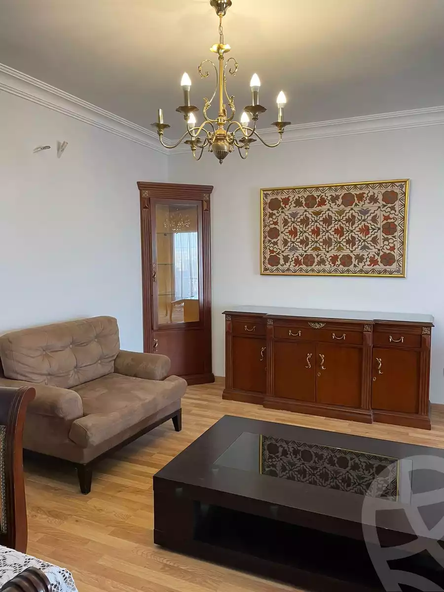 https://aqarmap.com.eg/en/listing/5848161-for-rent-cairo-new-cairo-compounds-mountain-view-hyde-park