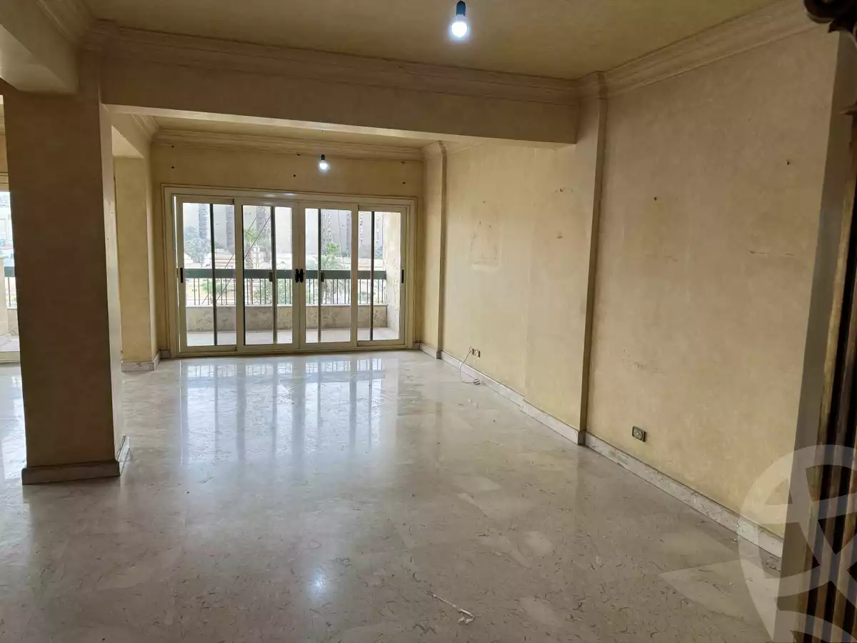 https://aqarmap.com.eg/en/listing/5848731-for-rent-cairo-heliopolis-ard-el-golf-el-thawra-st