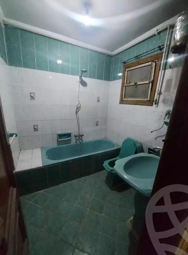 https://aqarmap.com.eg/en/listing/5849036-for-sale-cairo-helwan-helwan-el-sharkeya-khesro-basha-st