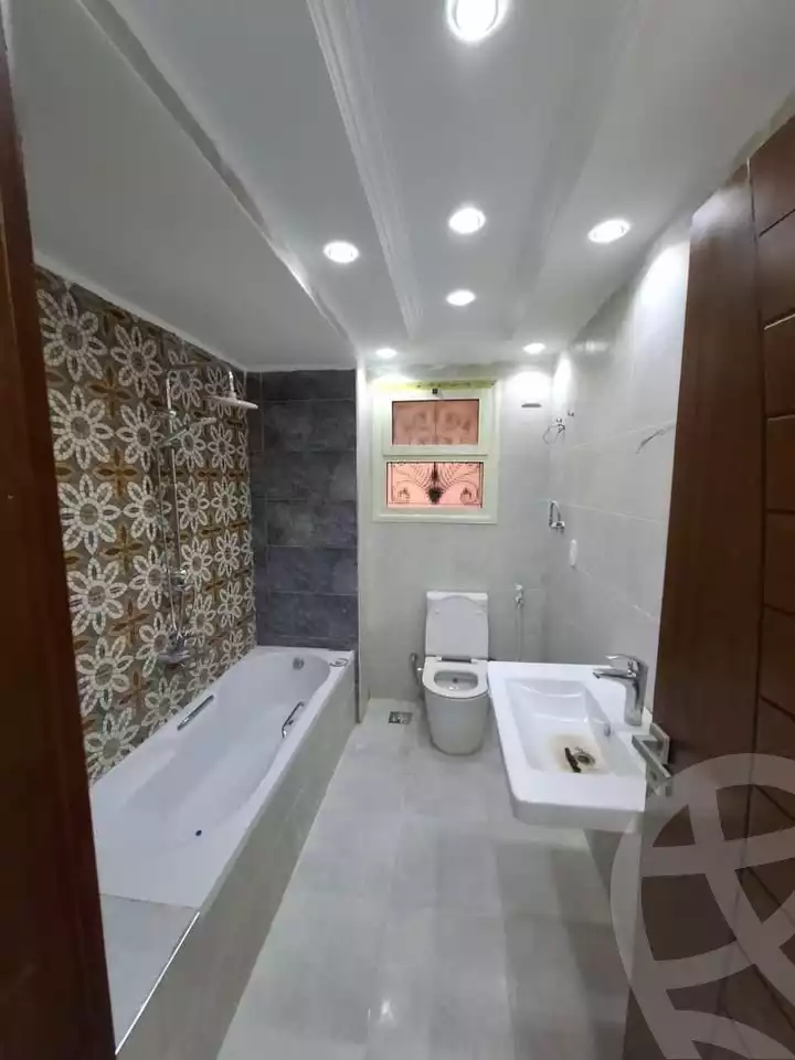 https://aqarmap.com.eg/en/listing/5849211-for-sale-cairo-hadayek-el-ahram-mntq