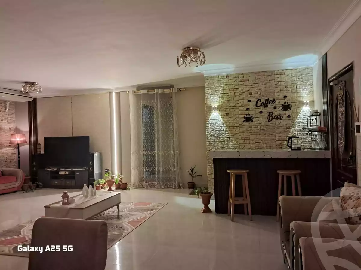 https://aqarmap.com.eg/en/listing/5850331-for-sale-cairo-new-cairo-first-settlement-neighbourhood-9-el-shaheed-mohammed-makkawi-st