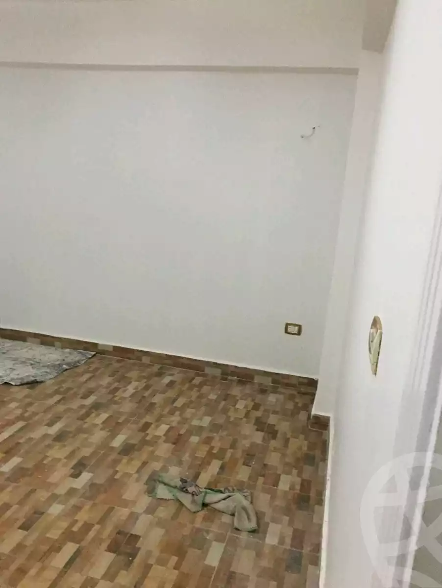 https://aqarmap.com.eg/en/listing/5850399-for-sale-alexandria-l-jmy-el-hanouvel-el-hag-radwan-mosque-st