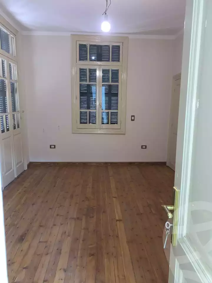 https://aqarmap.com.eg/ar/listing/5850897-for-sale-cairo-shoubra-rod-el-farag-shr-lshbrwy