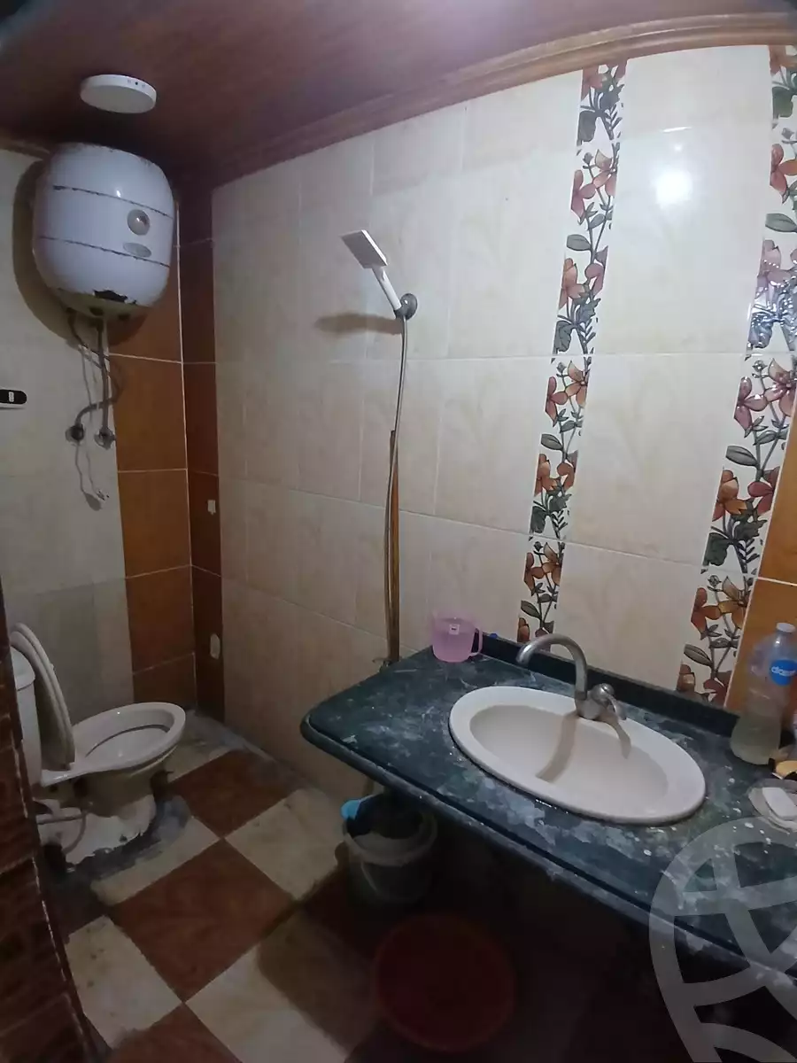 https://aqarmap.com.eg/ar/listing/5851039-for-sale-alexandria-bahray-el-anfoshy-al-gomrok-al-kadem-st