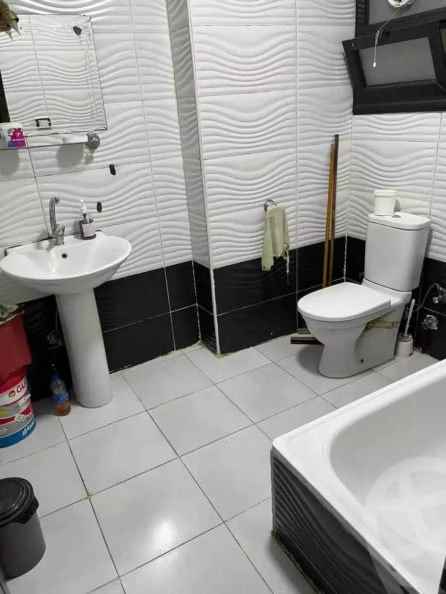https://aqarmap.com.eg/en/listing/5851986-for-sale-cairo-helwan-kwrnysh-hlwn