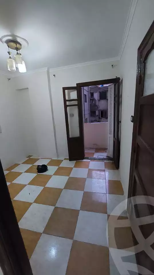 https://aqarmap.com.eg/ar/listing/5852695-for-sale-alexandria-rs-ltyn