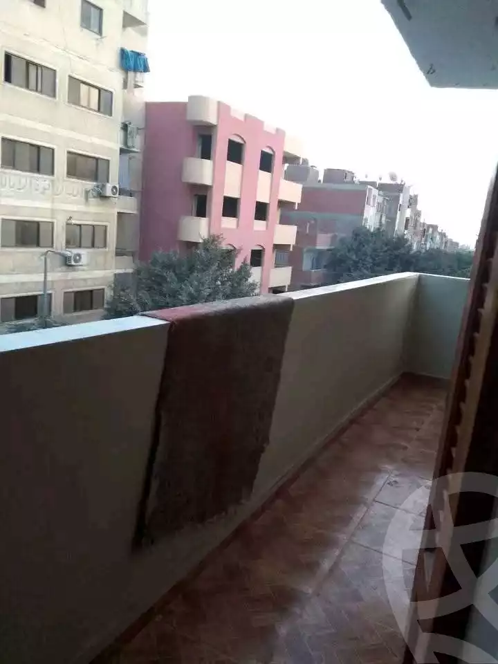 https://aqarmap.com.eg/ar/listing/5852858-for-sale-cairo-helwan-american-project-neighborhood-9
