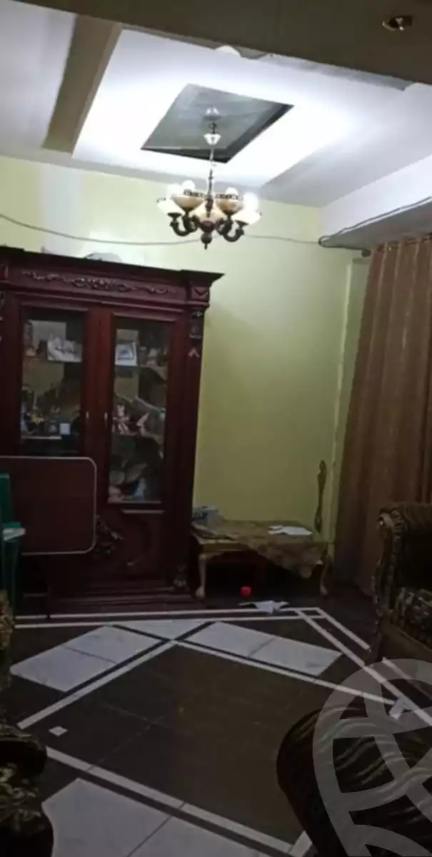 https://aqarmap.com.eg/en/listing/5853270-for-sale-cairo-helwan-helwan-el-sharkeya-borhan-st
