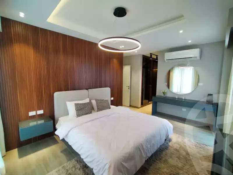 https://aqarmap.com.eg/ar/listing/5853553-for-sale-cairo-el-sheikh-zayed-city-compounds-kmbwnd-fyldj-wyst-dr-llttwyr