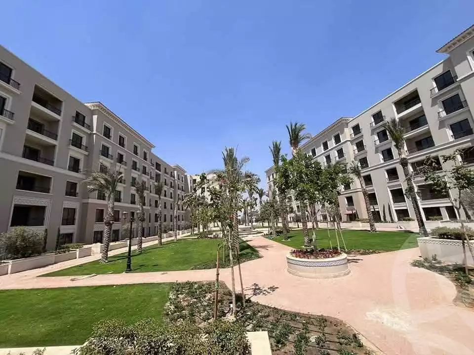 https://aqarmap.com.eg/en/listing/5853723-for-sale-cairo-el-sheikh-zayed-city-compounds-kmbwnd-fyldj-wyst-dr-llttwyr