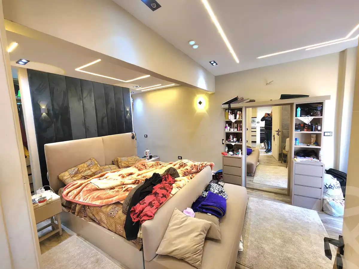 https://aqarmap.com.eg/ar/listing/5855993-for-sale-alexandria-new-miami-compounds-new-miami-doctors-city