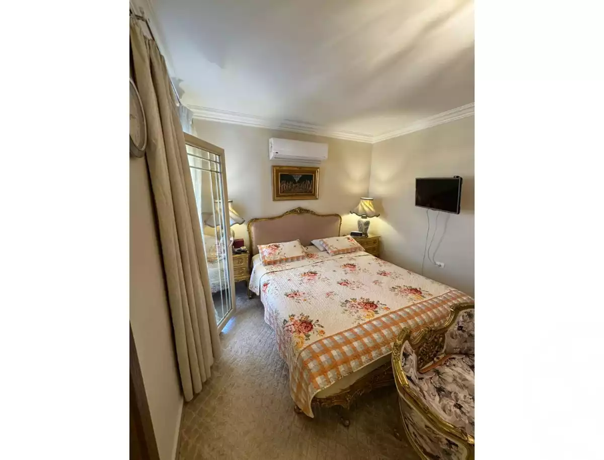 https://aqarmap.com.eg/en/listing/5857646-for-sale-cairo-el-sheikh-zayed-city-compounds-hadayek-el-mohandiseen