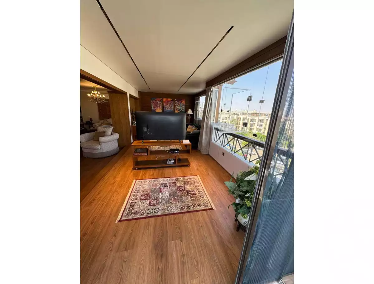 https://aqarmap.com.eg/en/listing/5857646-for-sale-cairo-el-sheikh-zayed-city-compounds-hadayek-el-mohandiseen