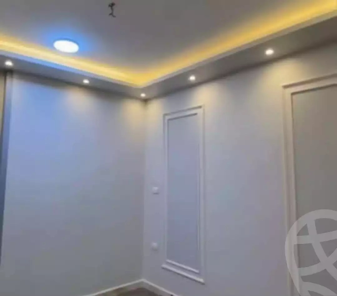https://aqarmap.com.eg/en/listing/5859212-for-sale-asyut-asyut-city-el-helaly-st