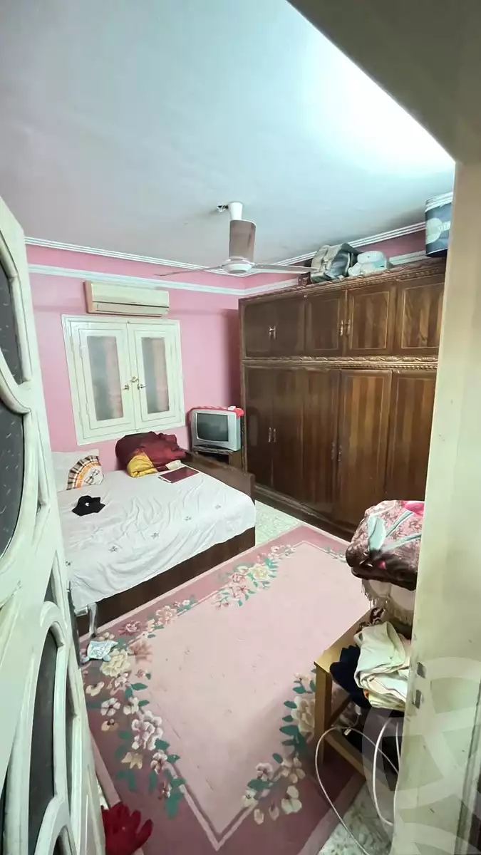 https://aqarmap.com.eg/ar/listing/5859355-for-sale-qalyubia-el-khsos-izbat-el-nakhl-mohamed-fekry-st