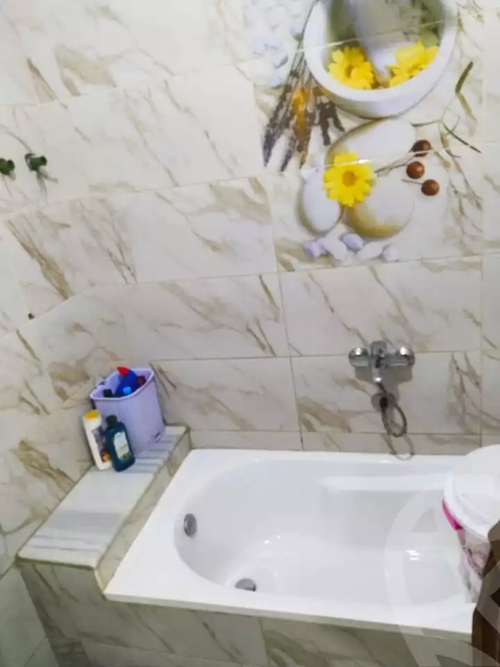 https://aqarmap.com.eg/en/listing/5860567-for-sale-alexandria-l-jmy-lbytsh-street-5-st
