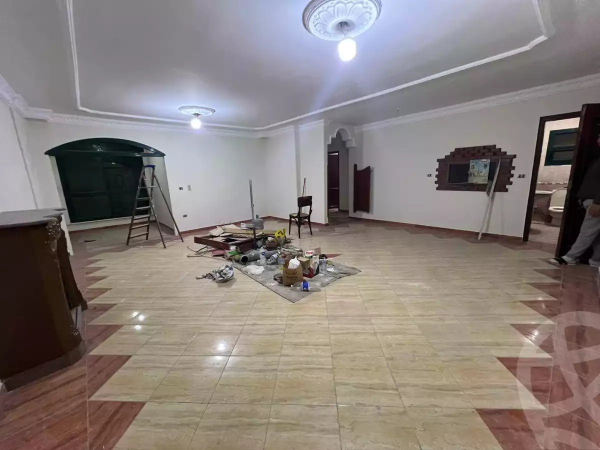 https://aqarmap.com.eg/en/listing/5861049-for-sale-cairo-helwan-helwan-el-sharkeya-mostafa-safwat-st