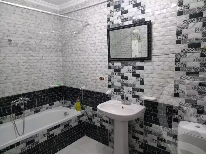 https://aqarmap.com.eg/ar/listing/5862128-for-sale-alexandria-bakoos-ibn-ghazala-st