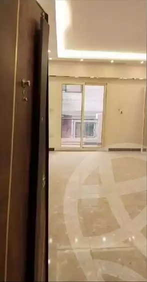 https://aqarmap.com.eg/ar/listing/5862469-for-rent-cairo-mokattam-el-hadabah-el-wosta-el-mantaqa-el-tanya