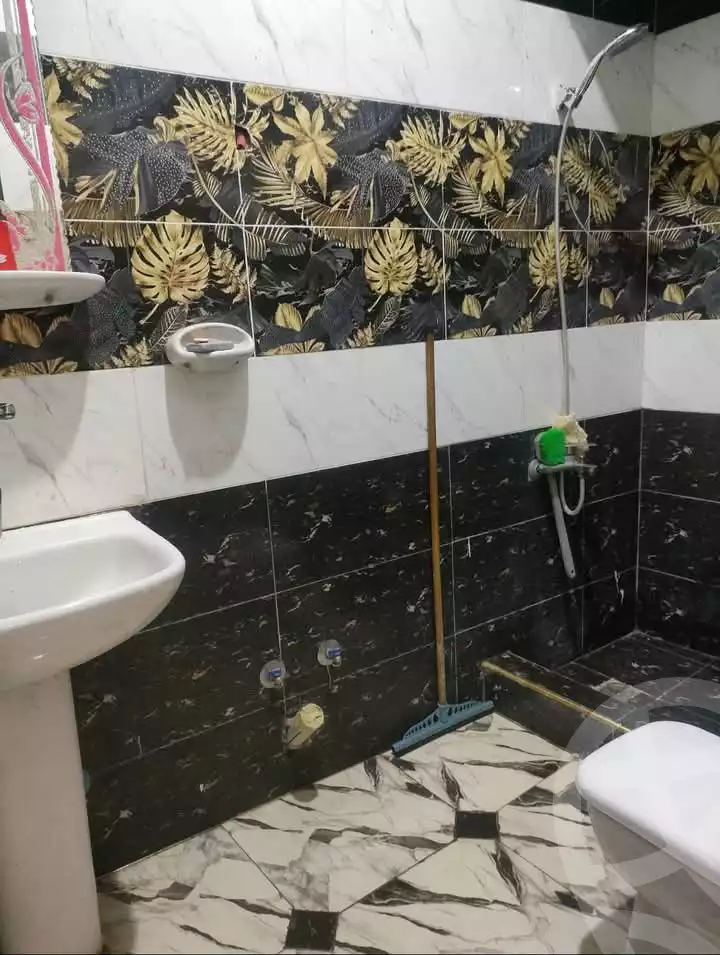 https://aqarmap.com.eg/en/listing/5862561-for-sale-gharbia-el-mahallah-el-kubra-manshyet-el-bakry