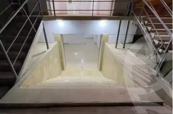 https://aqarmap.com.eg/en/listing/5863027-for-sale-cairo-mokattam-el-hadabah-el-wosta