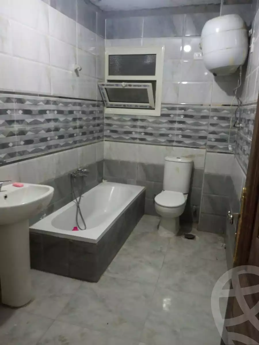 https://aqarmap.com.eg/en/listing/5863037-for-sale-cairo-ain-shams-ahmed-esmat-st