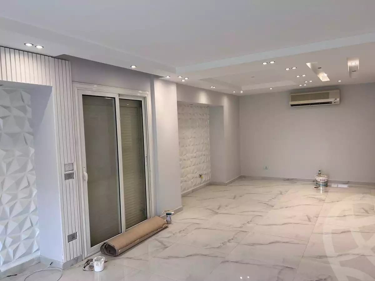 https://aqarmap.com.eg/en/listing/5865236-for-rent-cairo-new-cairo-compounds-the-square