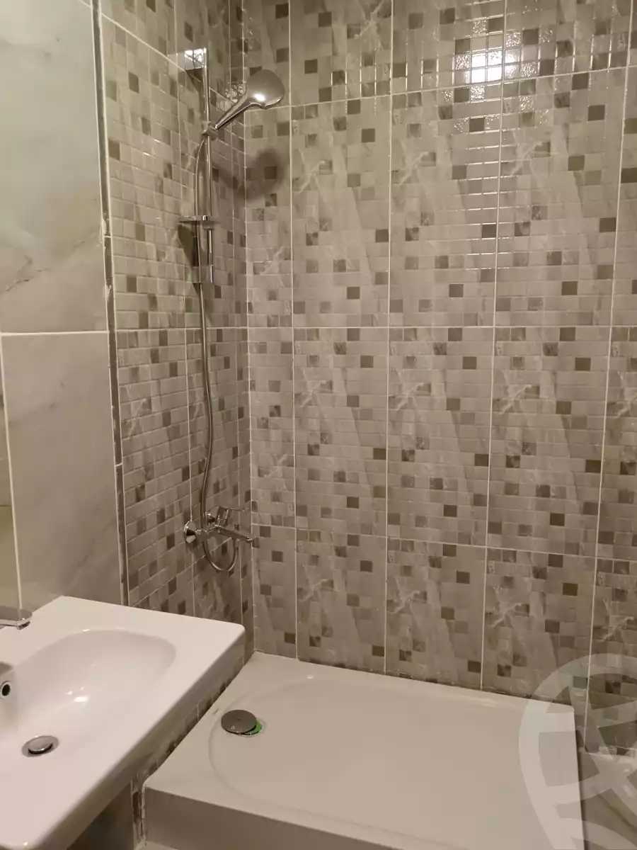 https://aqarmap.com.eg/en/listing/5865775-for-rent-cairo-new-cairo-compounds-el-deyar-mokhabarat