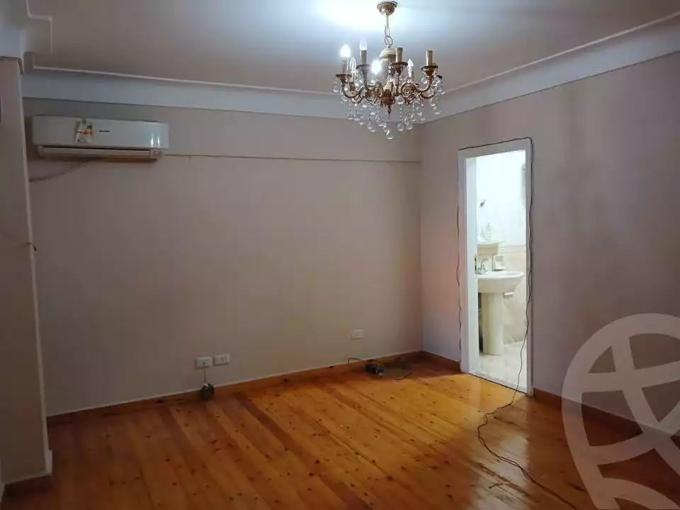 https://aqarmap.com.eg/en/listing/5866487-for-rent-alexandria-glim