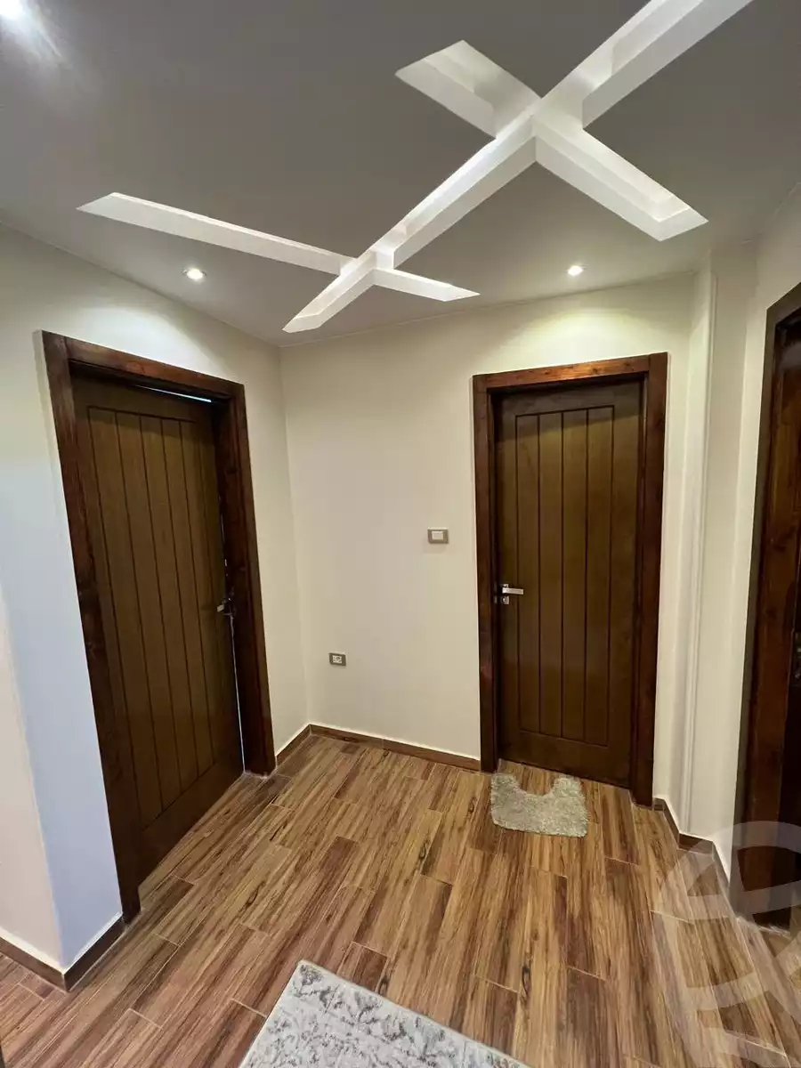 https://aqarmap.com.eg/en/listing/5866572-for-sale-cairo-helwan-hadayek-helwan-el-eshrein-st