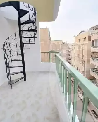 https://aqarmap.com.eg/en/listing/5866776-for-sale-alexandria-l-jmy-el-kilo-21