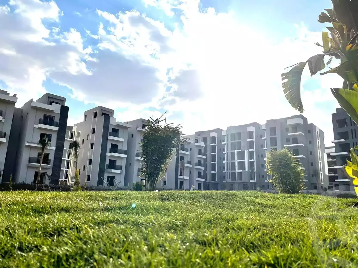 https://aqarmap.com.eg/ar/listing/5867956-for-sale-cairo-6th-of-october-hadaeq-october-kmbwnd-fy-hdyq-ktwbr-sun-capital