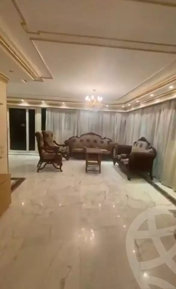 https://aqarmap.com.eg/en/listing/5868929-for-sale-cairo-mokattam-lhdb-l-ly