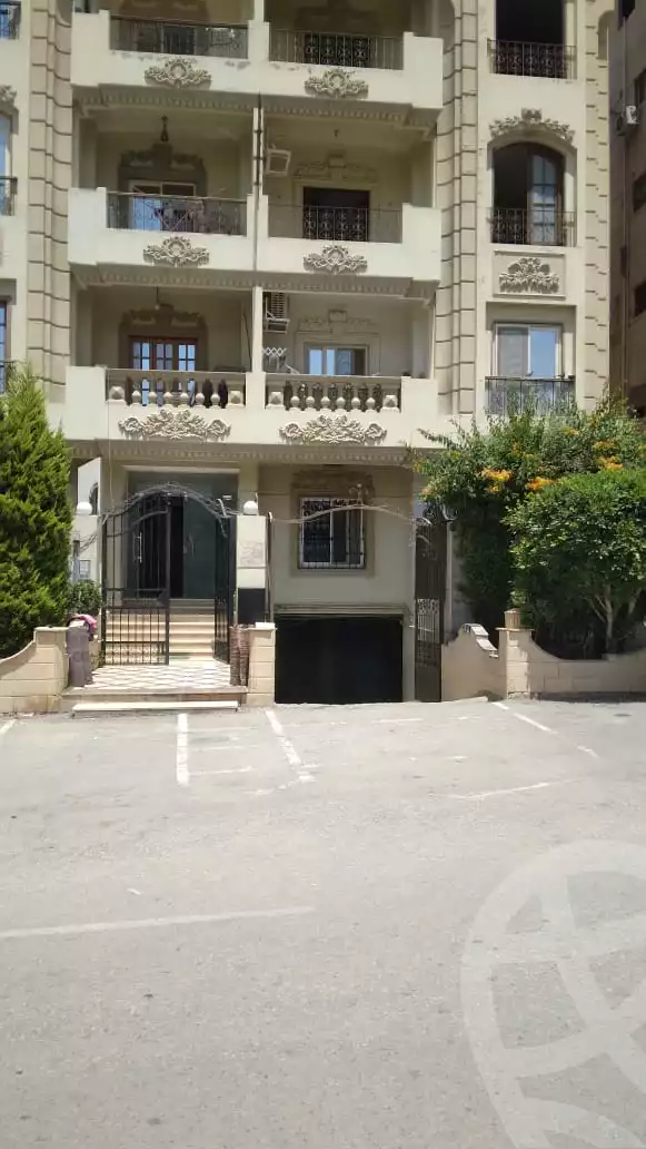 https://aqarmap.com.eg/en/listing/5869096-for-sale-cairo-new-cairo-el-narges-el-narges-omarat-mohamed-sabry-abu-alam-st