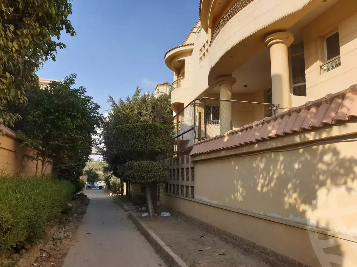 https://aqarmap.com.eg/en/listing/5869306-for-sale-cairo-new-cairo-el-ahyaa-second-neighborhood-street-70