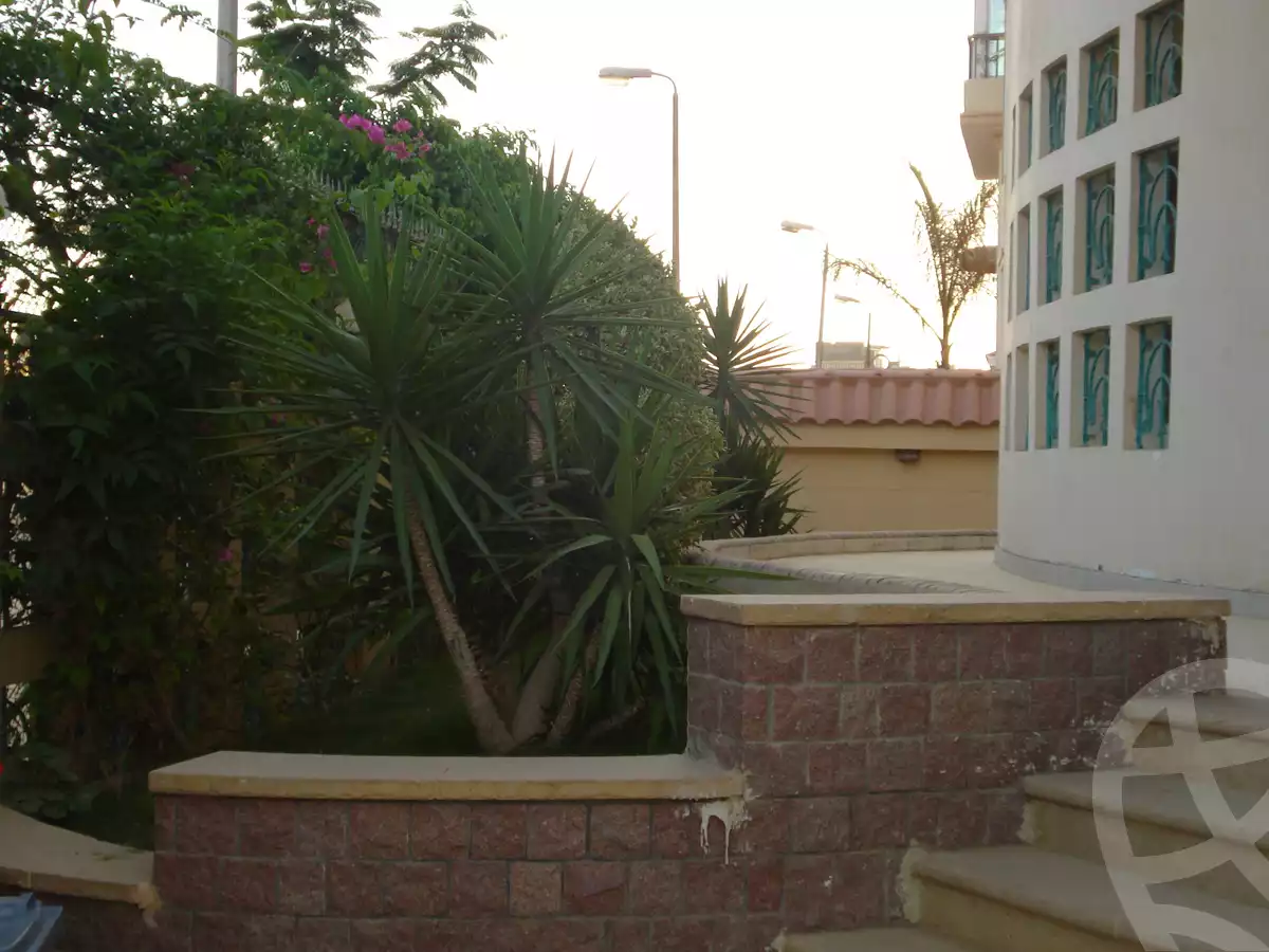 https://aqarmap.com.eg/en/listing/5869306-for-sale-cairo-new-cairo-el-ahyaa-second-neighborhood-street-70