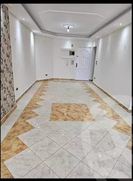 https://aqarmap.com.eg/ar/listing/5870190-for-rent-cairo-mokattam-lhdb-l-ly