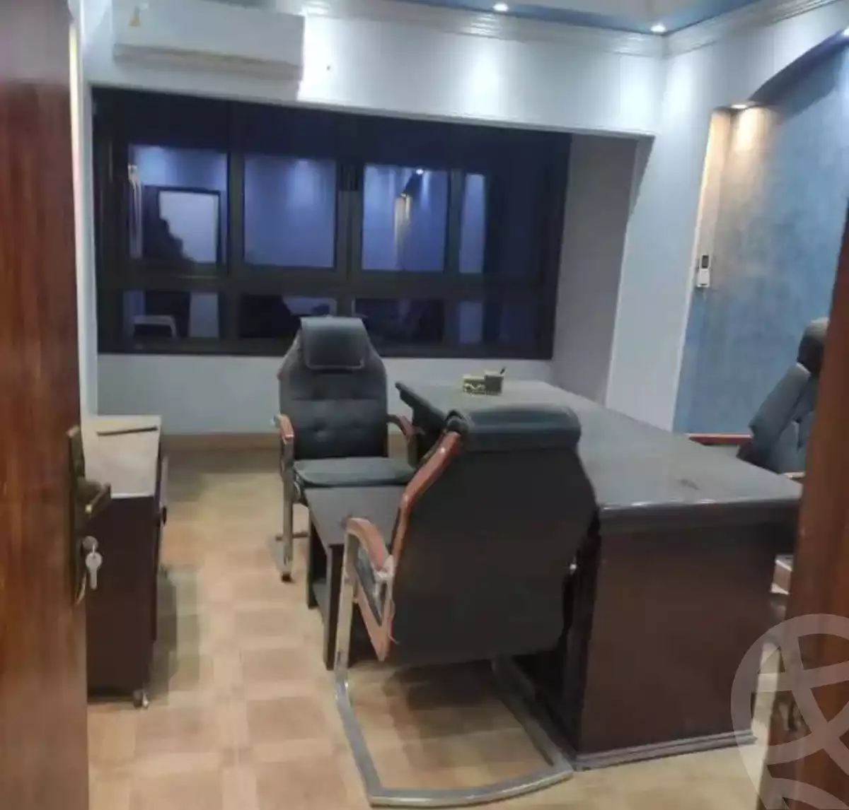https://aqarmap.com.eg/ar/listing/5871782-for-rent-cairo-mokattam-lhdb-l-ly-shareaa-9