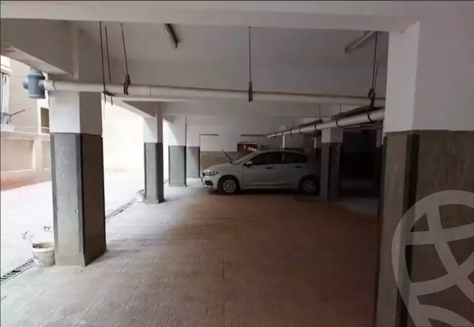 https://aqarmap.com.eg/ar/listing/5872027-for-sale-cairo-mokattam-lhdb-l-ly-taqseem-el-zohour